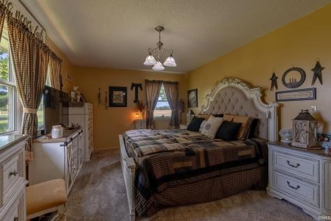 6506 E 250 N Road Monticello IN 47960