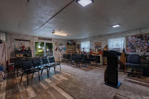 6506 E 250 N Road Monticello IN 47960