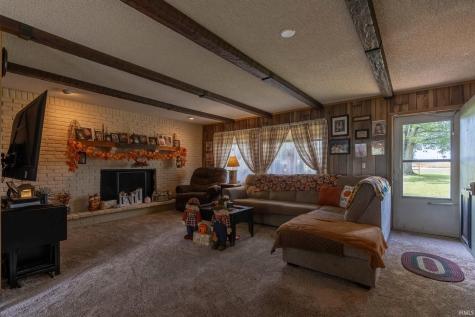 6506 E 250 N Road Monticello IN 47960