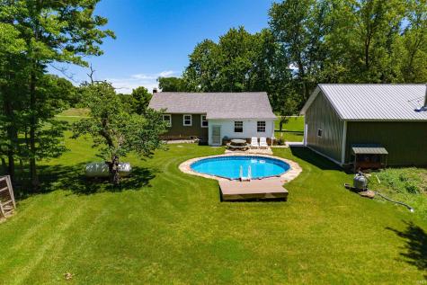 9167 N Newark Road Solsberry IN 47459