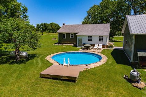 9167 N Newark Road Solsberry IN 47459