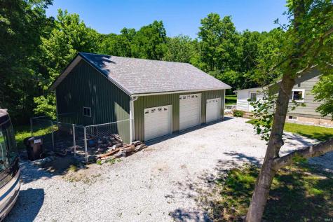 9167 N Newark Road Solsberry IN 47459