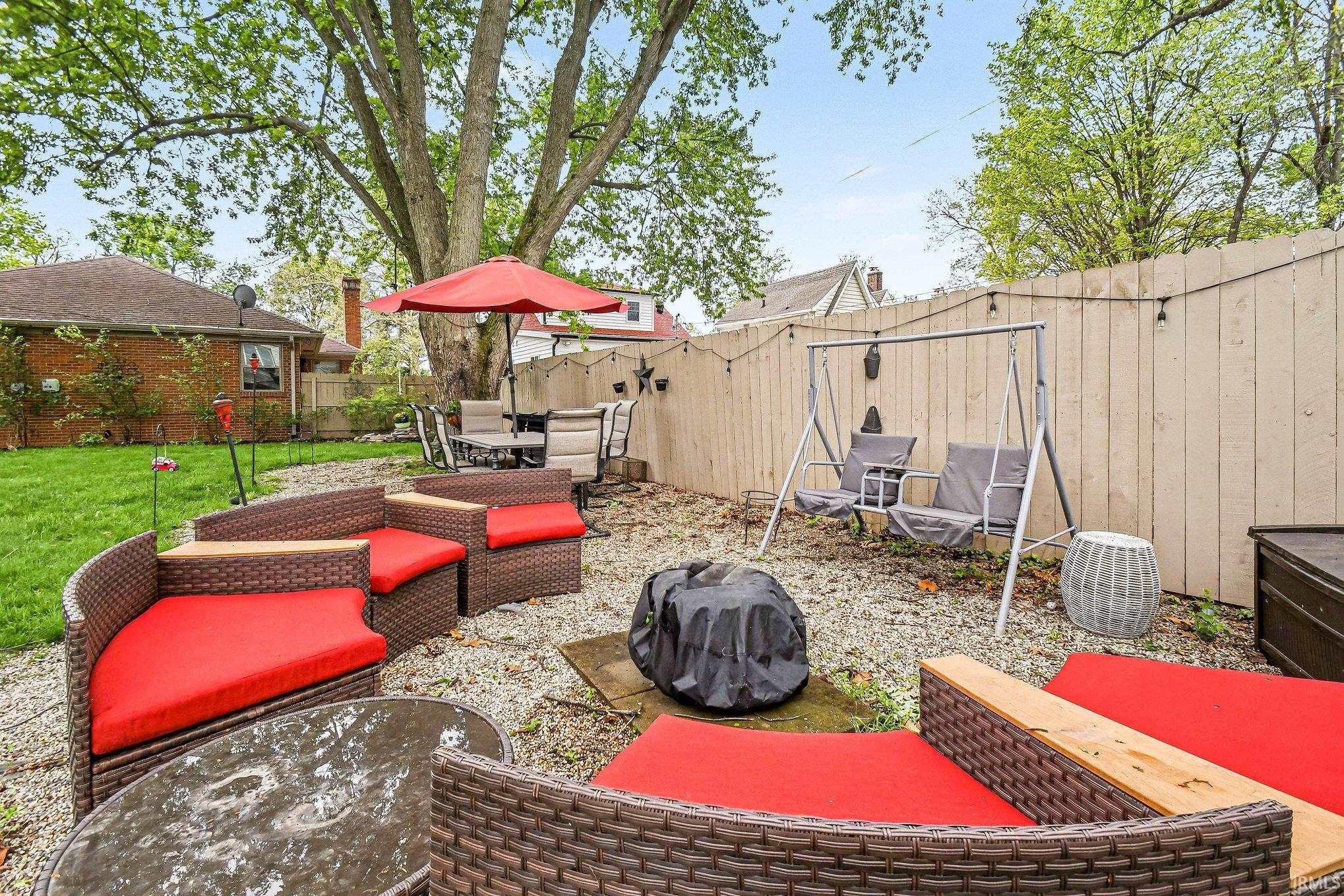 1605 E Madison Street South Bend IN 46617