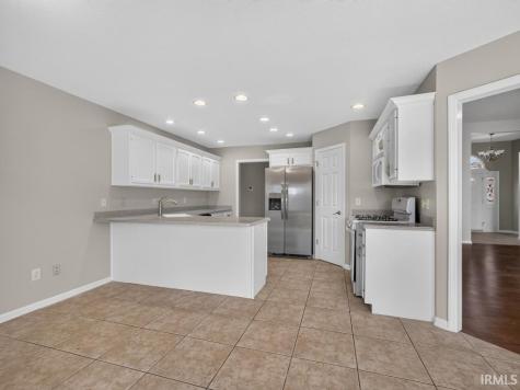5406 Sorrento Boulevard Fort Wayne IN 46845