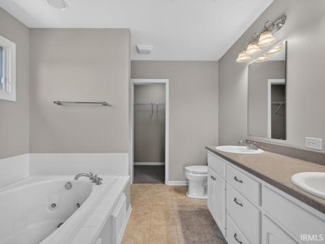 5406 Sorrento Boulevard Fort Wayne IN 46845