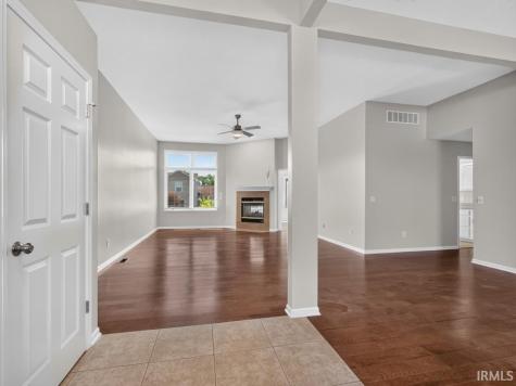 5406 Sorrento Boulevard Fort Wayne IN 46845