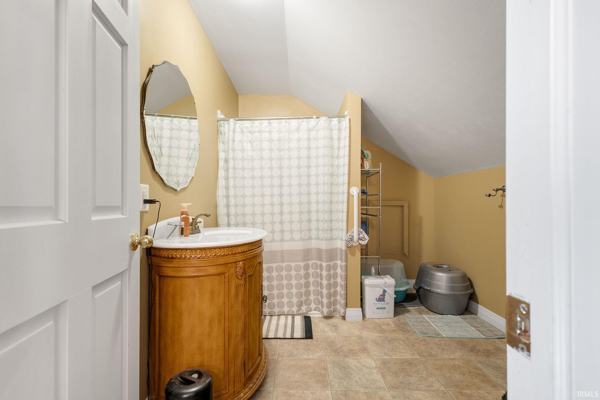 13285 12th Road Plymouth IN 46563