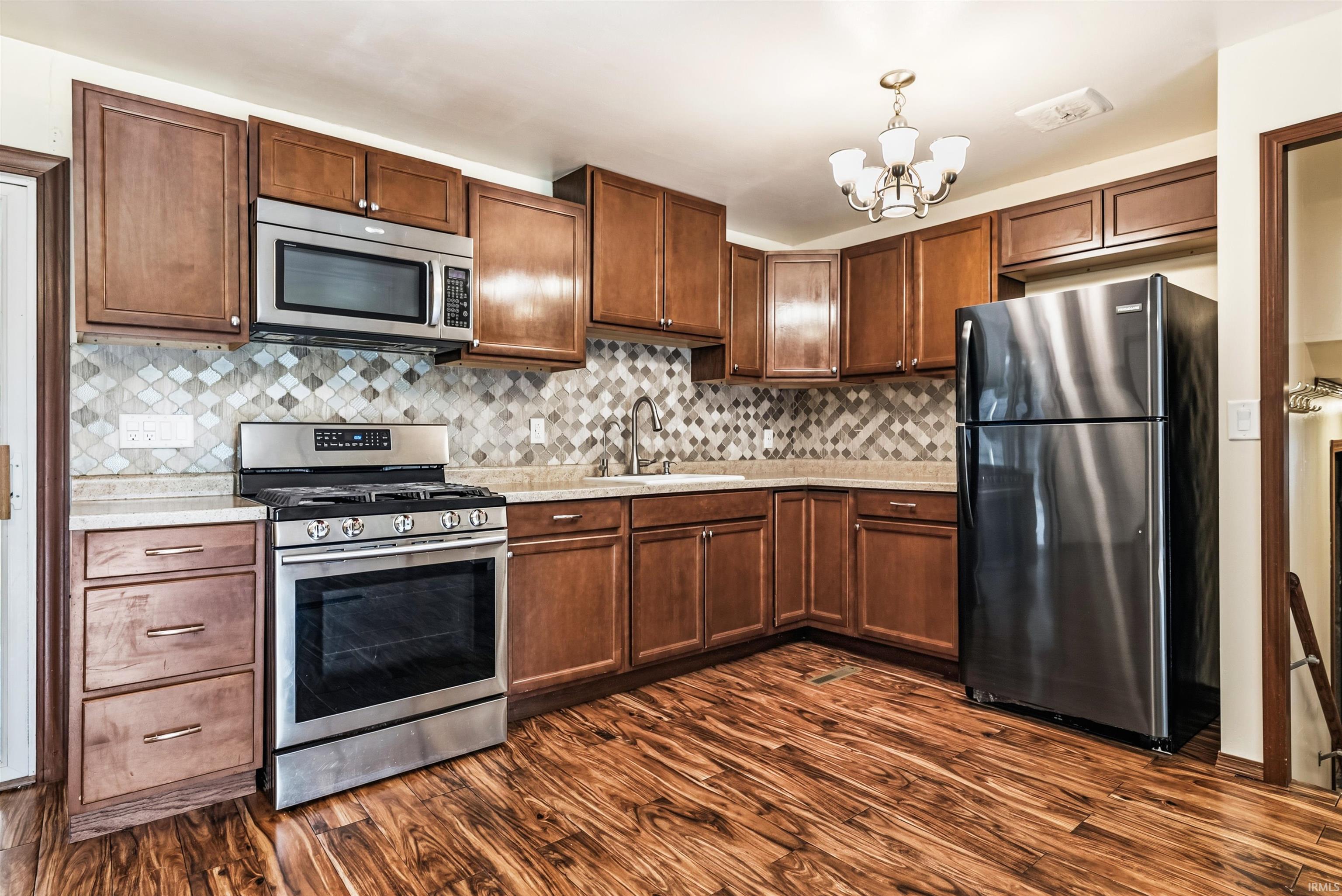 1823 Rosemont Avenue Warsaw IN 46580
