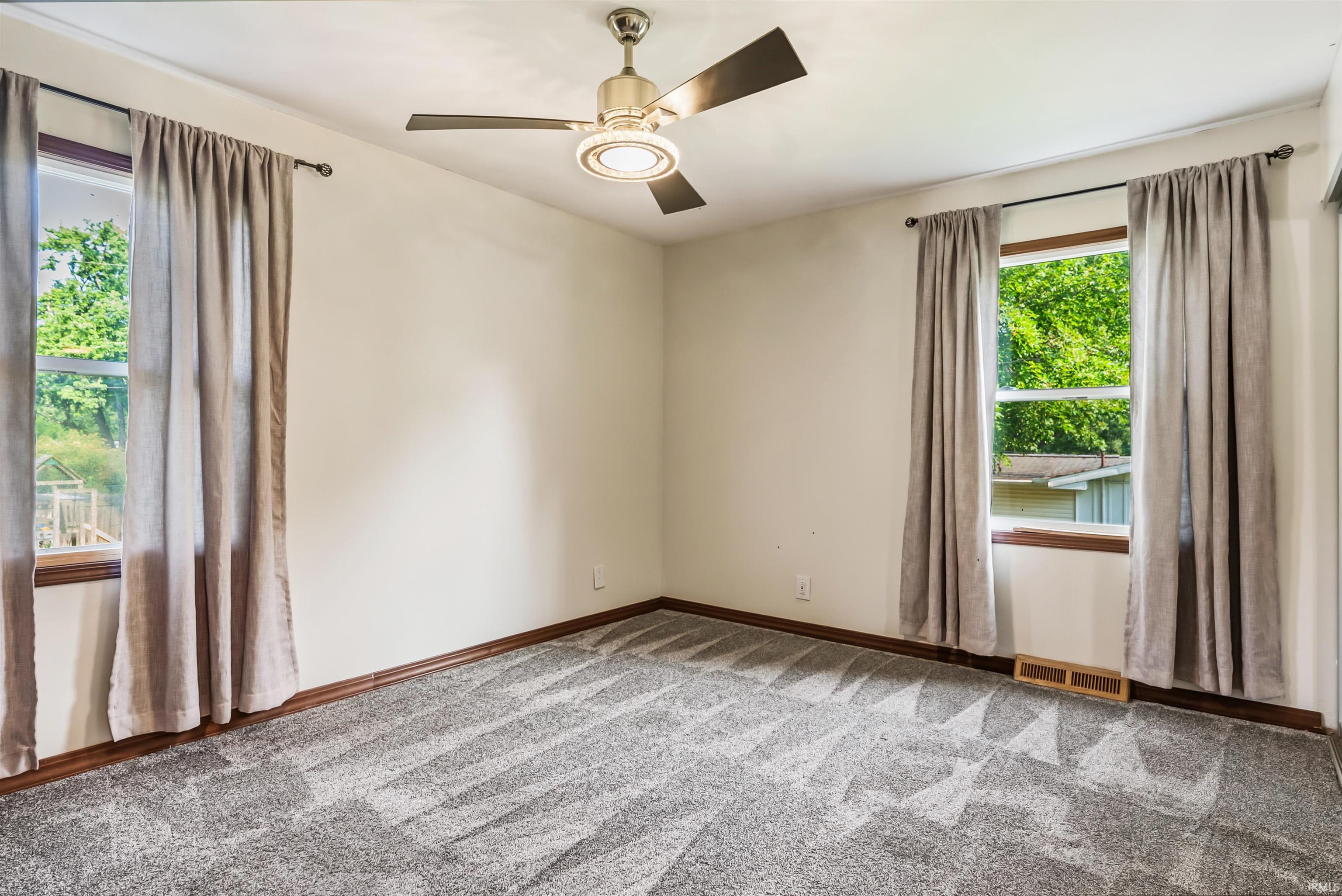 1823 Rosemont Avenue Warsaw IN 46580