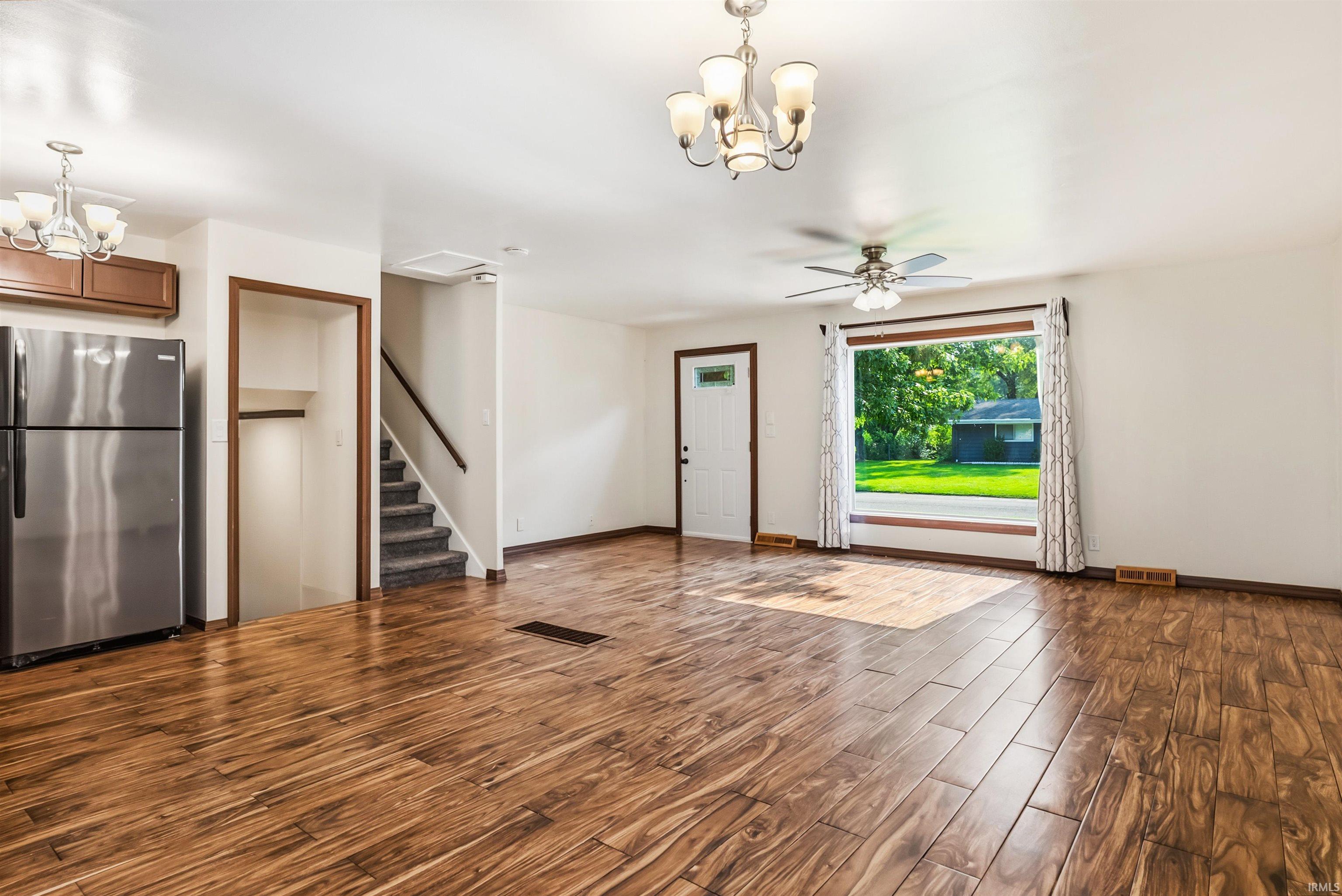 1823 Rosemont Avenue Warsaw IN 46580