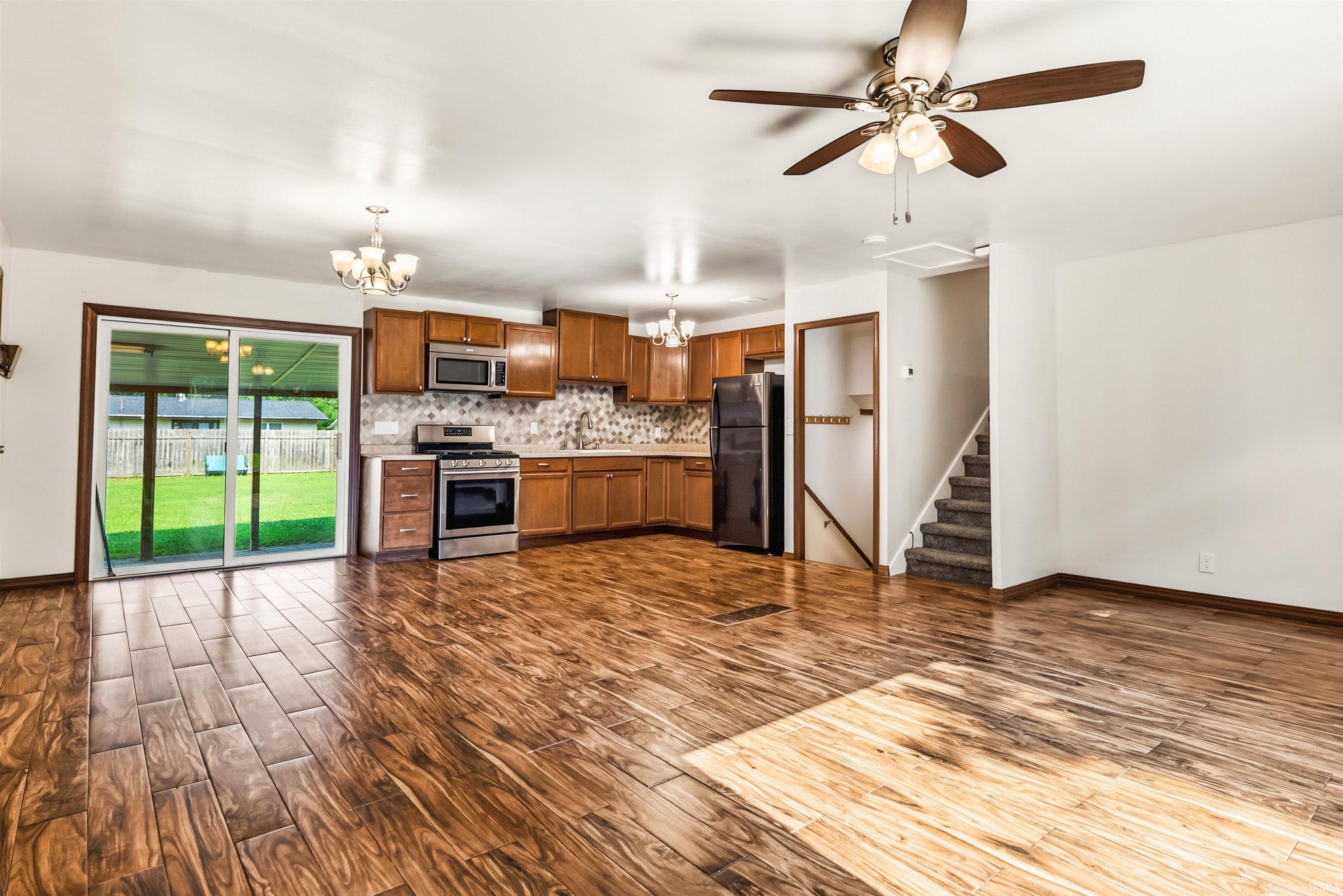 1823 Rosemont Avenue Warsaw IN 46580