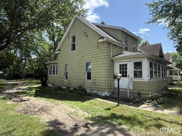 1922 Leer Street South Bend IN 46613
