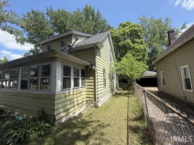 1922 Leer Street South Bend IN 46613