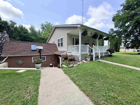5480 S Salisbury Court Monticello IN 47960