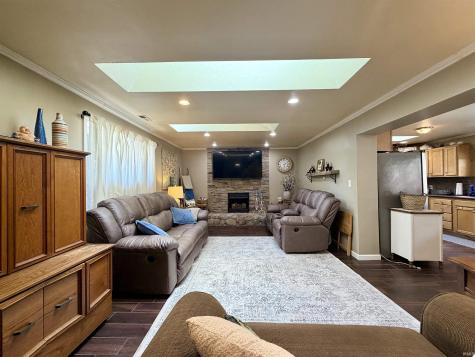 5480 S Salisbury Court Monticello IN 47960