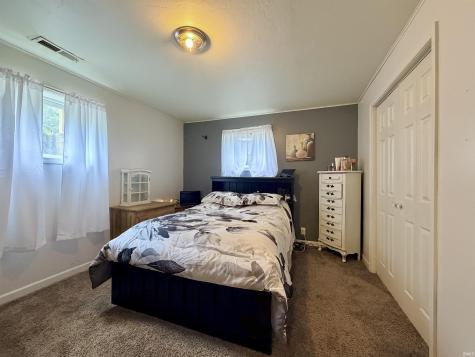 5480 S Salisbury Court Monticello IN 47960