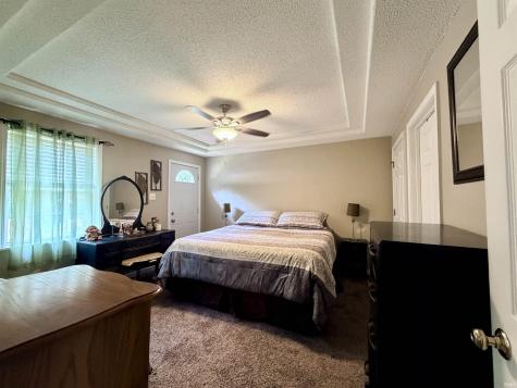 5480 S Salisbury Court Monticello IN 47960