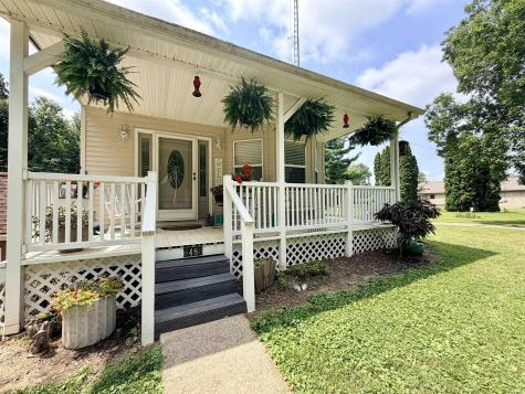 5480 S Salisbury Court Monticello IN 47960