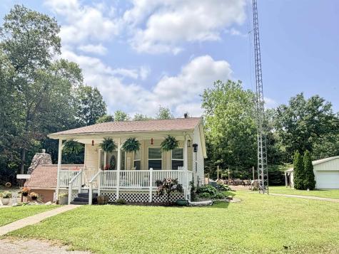 5480 S Salisbury Court Monticello IN 47960