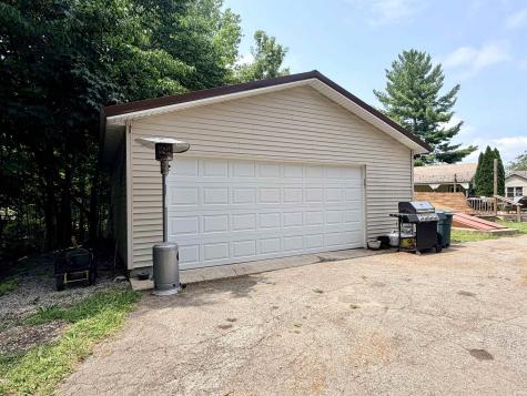 5480 S Salisbury Court Monticello IN 47960