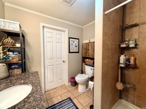 5480 S Salisbury Court Monticello IN 47960