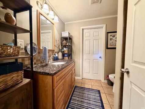 5480 S Salisbury Court Monticello IN 47960