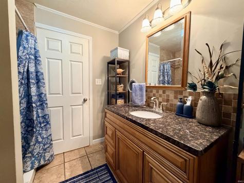 5480 S Salisbury Court Monticello IN 47960