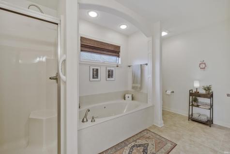834 Saint Giles Court Evansville IN 47725