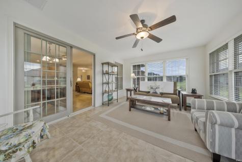834 Saint Giles Court Evansville IN 47725