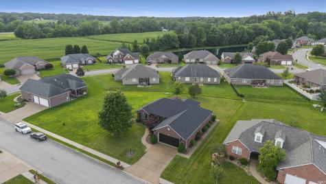 834 Saint Giles Court Evansville IN 47725
