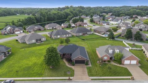 834 Saint Giles Court Evansville IN 47725