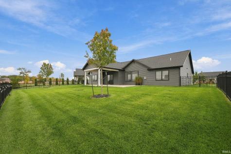 12878 Passerine Boulevard Fort Wayne IN 46845
