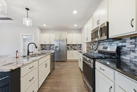 12878 Passerine Boulevard Fort Wayne IN 46845