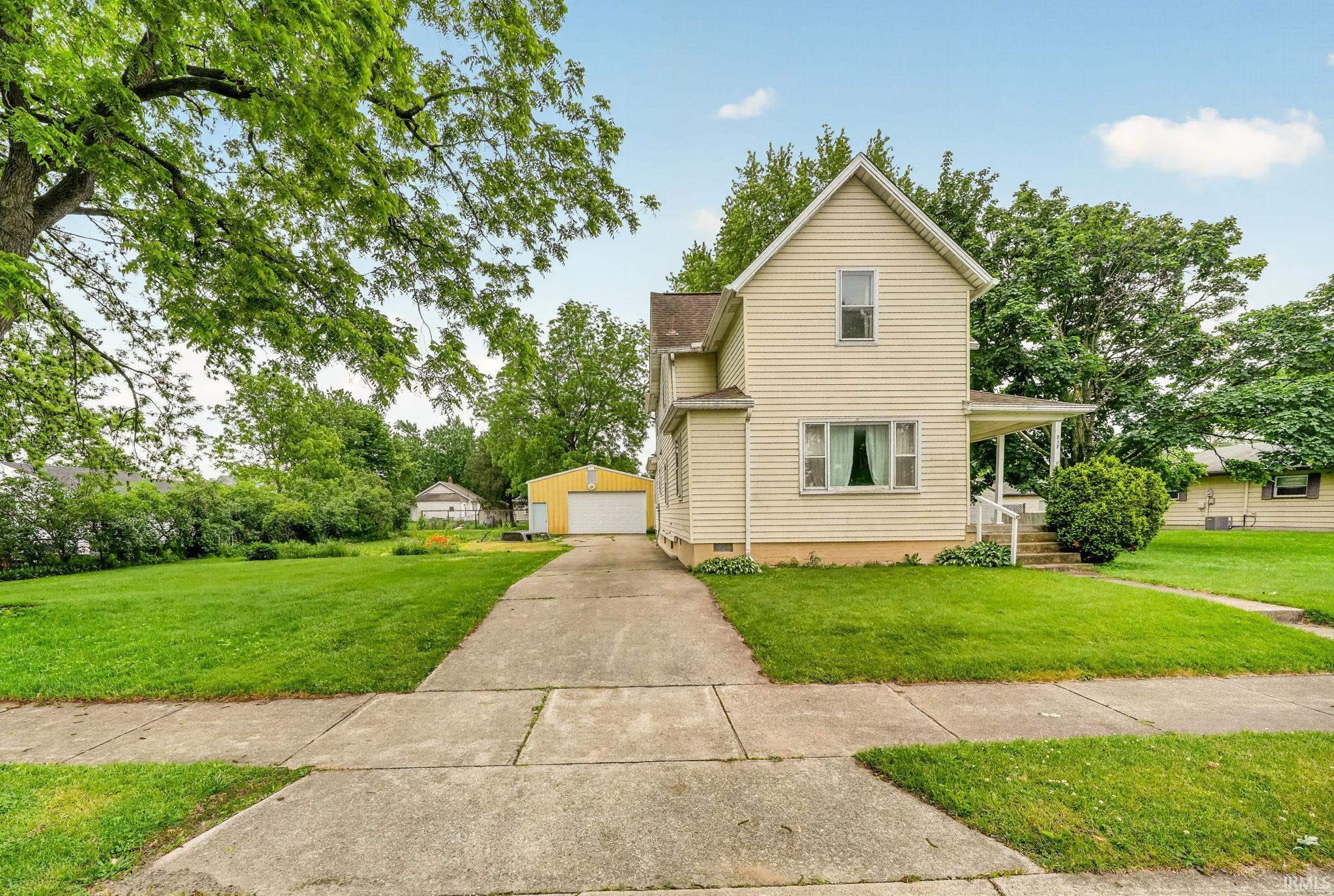 717 E 7th Street Mishawaka IN 46544