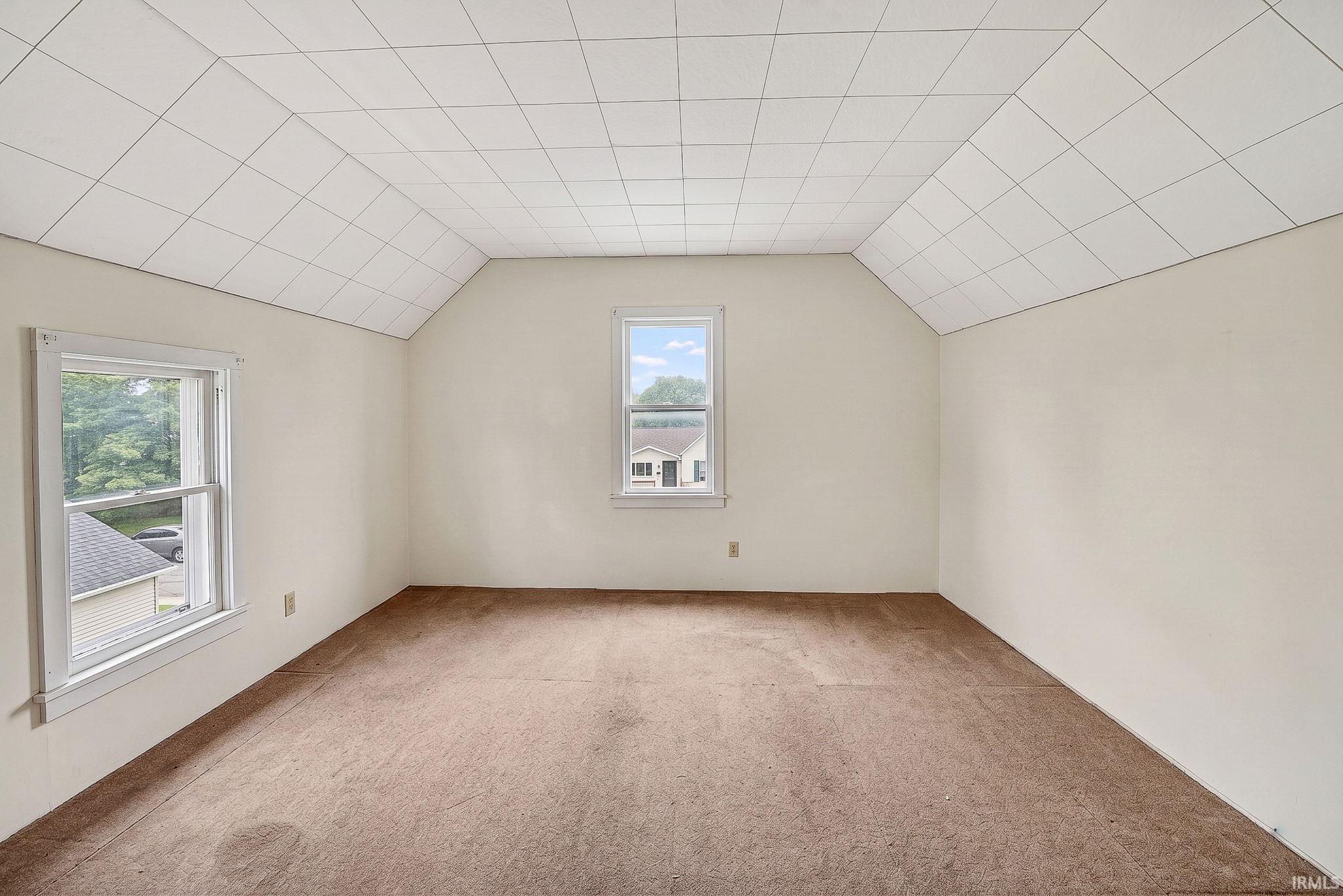 717 E 7th Street Mishawaka IN 46544