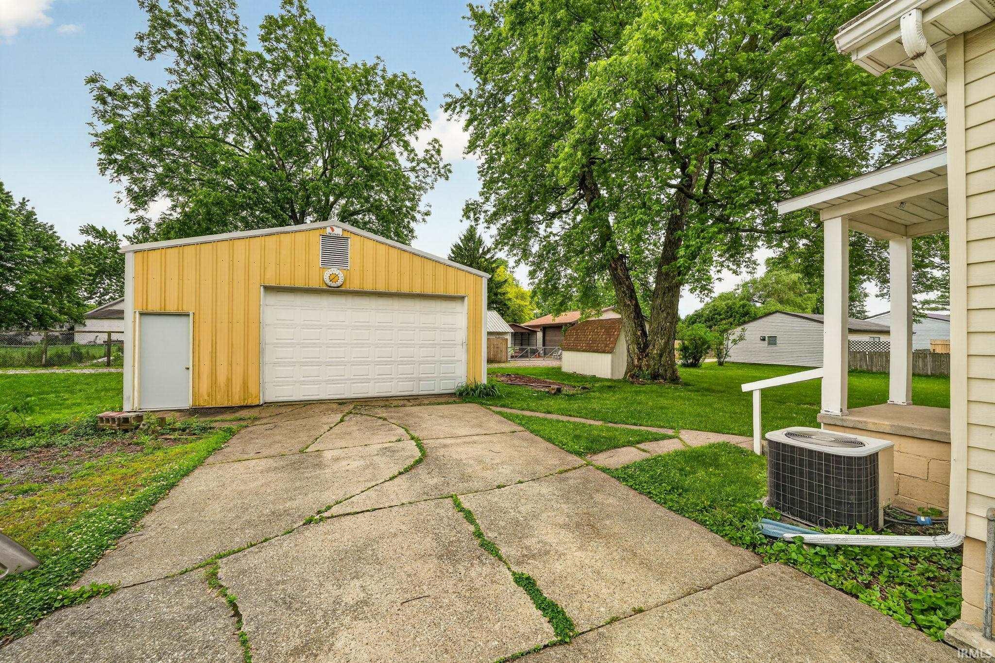 717 E 7th Street Mishawaka IN 46544