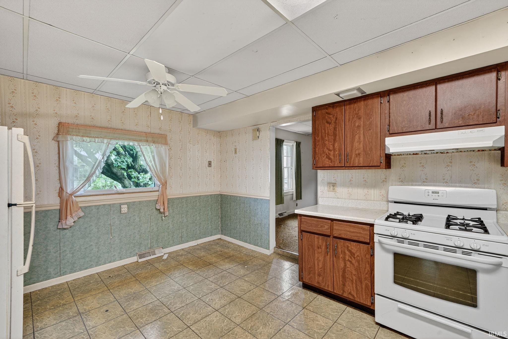 717 E 7th Street Mishawaka IN 46544