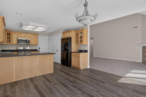 1906 Kelleys Landing Fort Wayne IN 46825