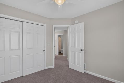 1906 Kelleys Landing Fort Wayne IN 46825