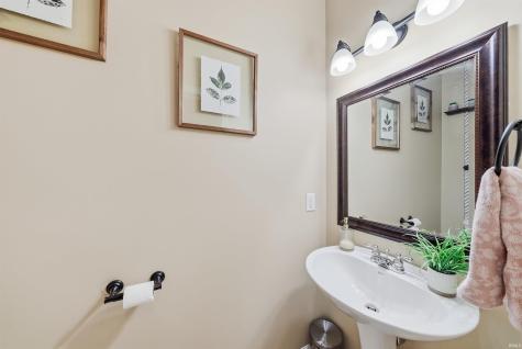 6527 Sir Francis Cove Fort Wayne IN 46835