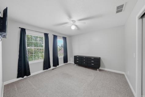 6527 Sir Francis Cove Fort Wayne IN 46835