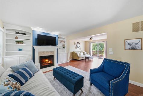6527 Sir Francis Cove Fort Wayne IN 46835
