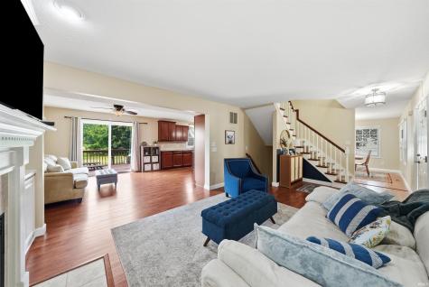 6527 Sir Francis Cove Fort Wayne IN 46835