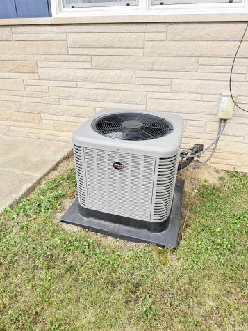 1052 N 400 W Road Kokomo IN 46901