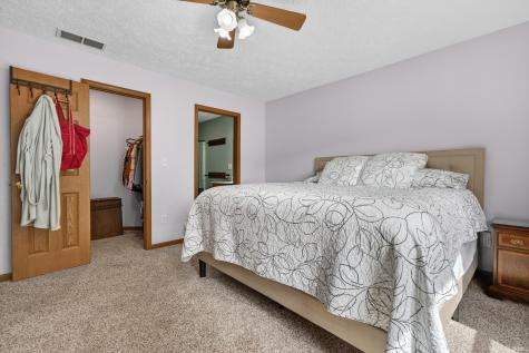 302 Hampshire Drive Logansport IN 46947