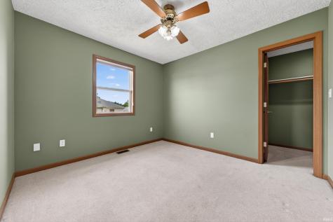 302 Hampshire Drive Logansport IN 46947
