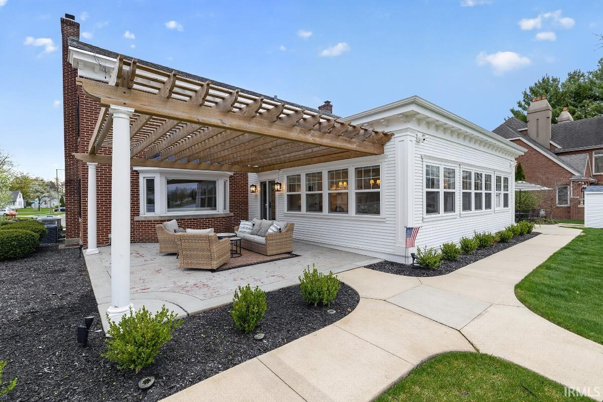 1901 E Greenleaf Boulevard Elkhart IN 46514