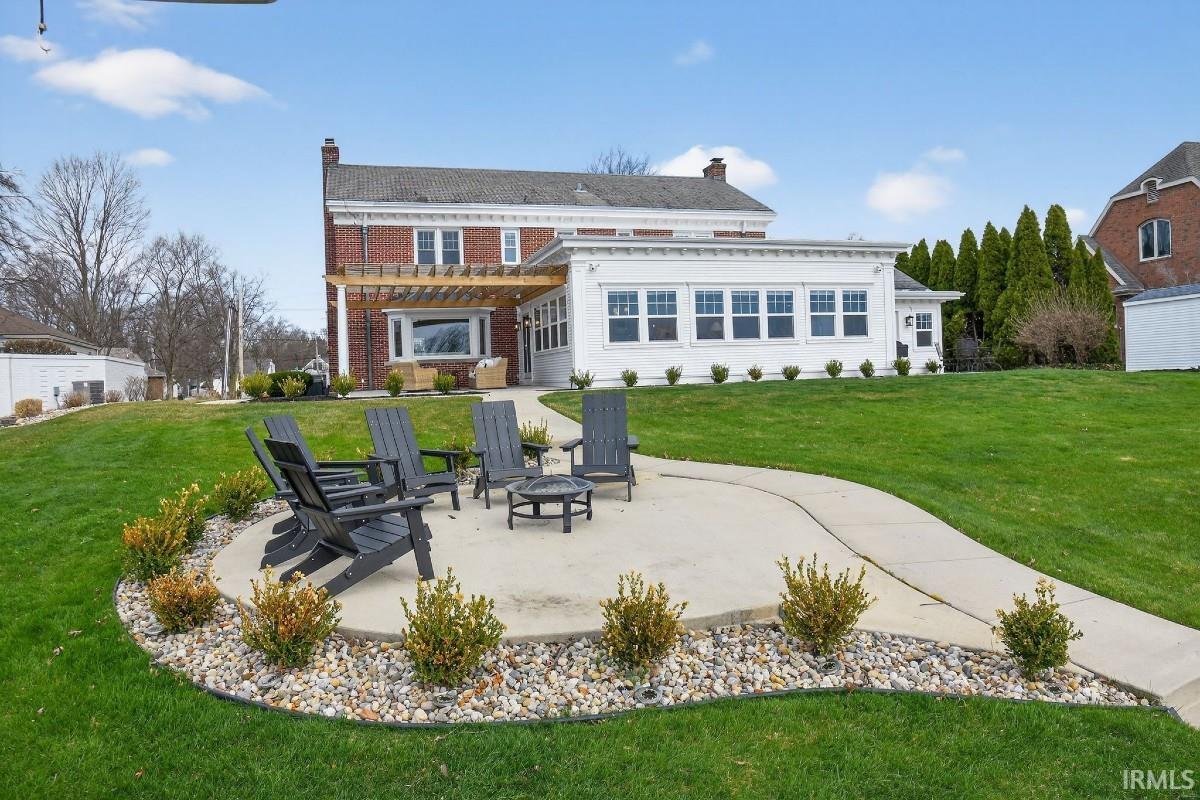 1901 E Greenleaf Boulevard Elkhart IN 46514