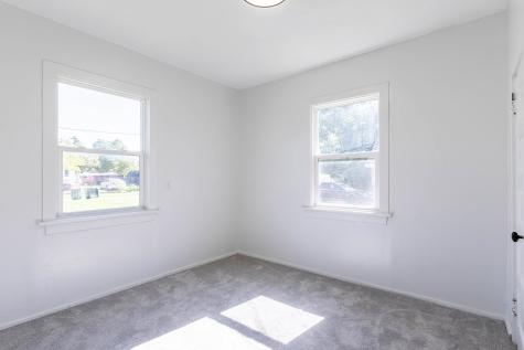 2515 S Hanna Street Fort Wayne IN 46803