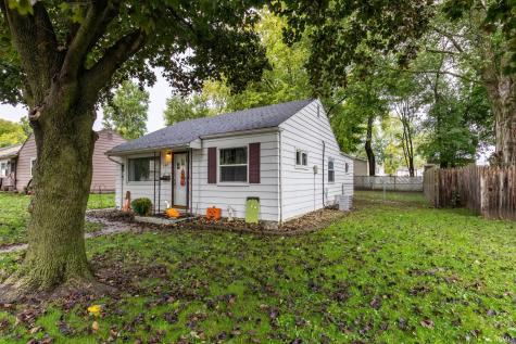 304 W Narrow Street Winamac IN 46996